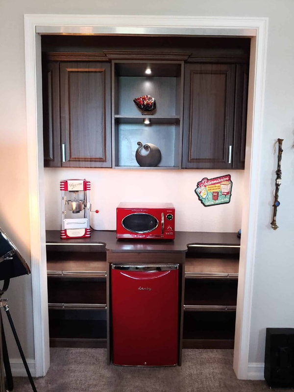 Wine Bar & Butler's Pantry