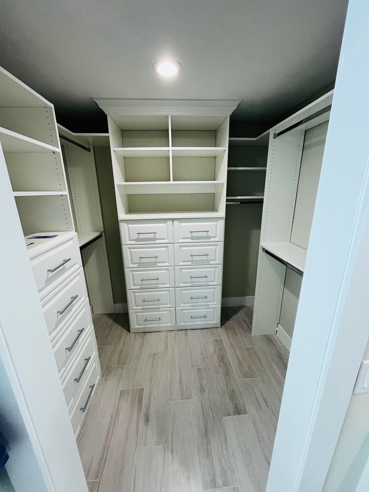 White Drawer Tower Walk-In